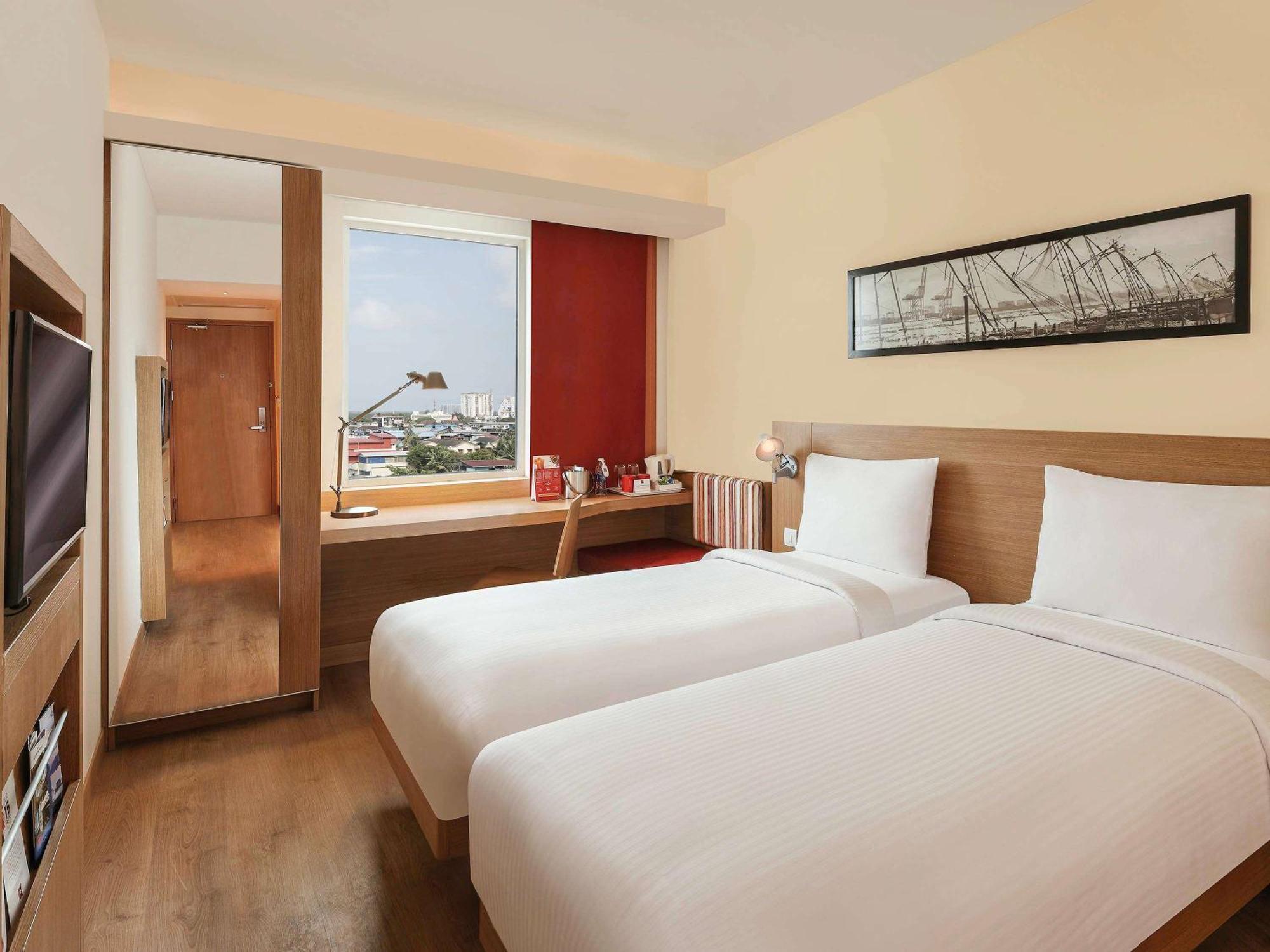Ibis Kochi City Centre - An Accor Brand Eksteriør billede