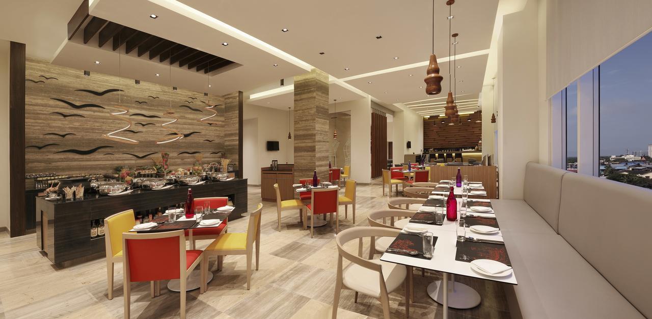 Ibis Kochi City Centre - An Accor Brand Eksteriør billede